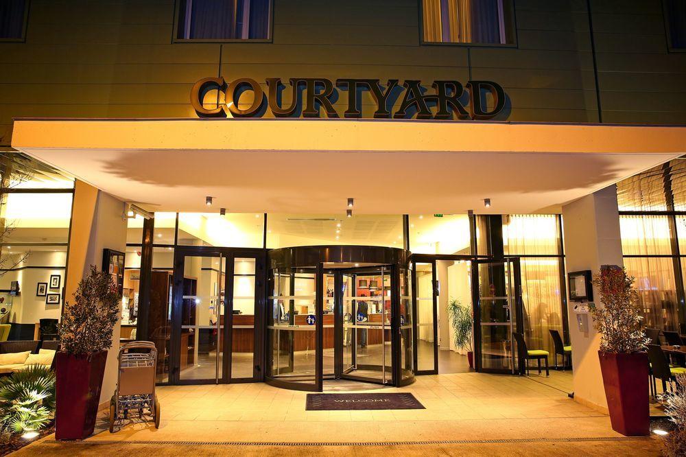 Courtyard By Marriott Toulouse Airport Hotell Exteriör bild