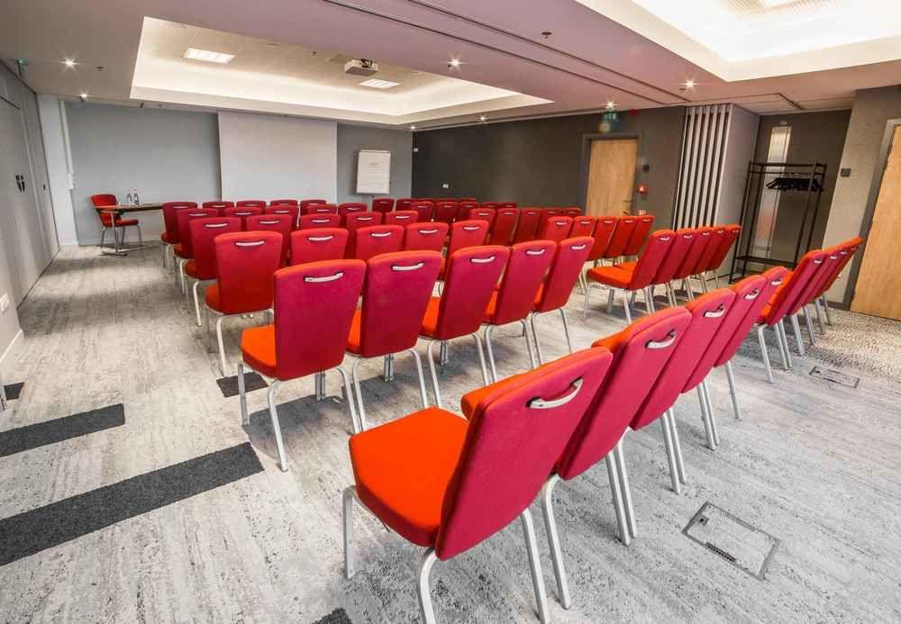 Courtyard By Marriott Toulouse Airport Hotell Exteriör bild