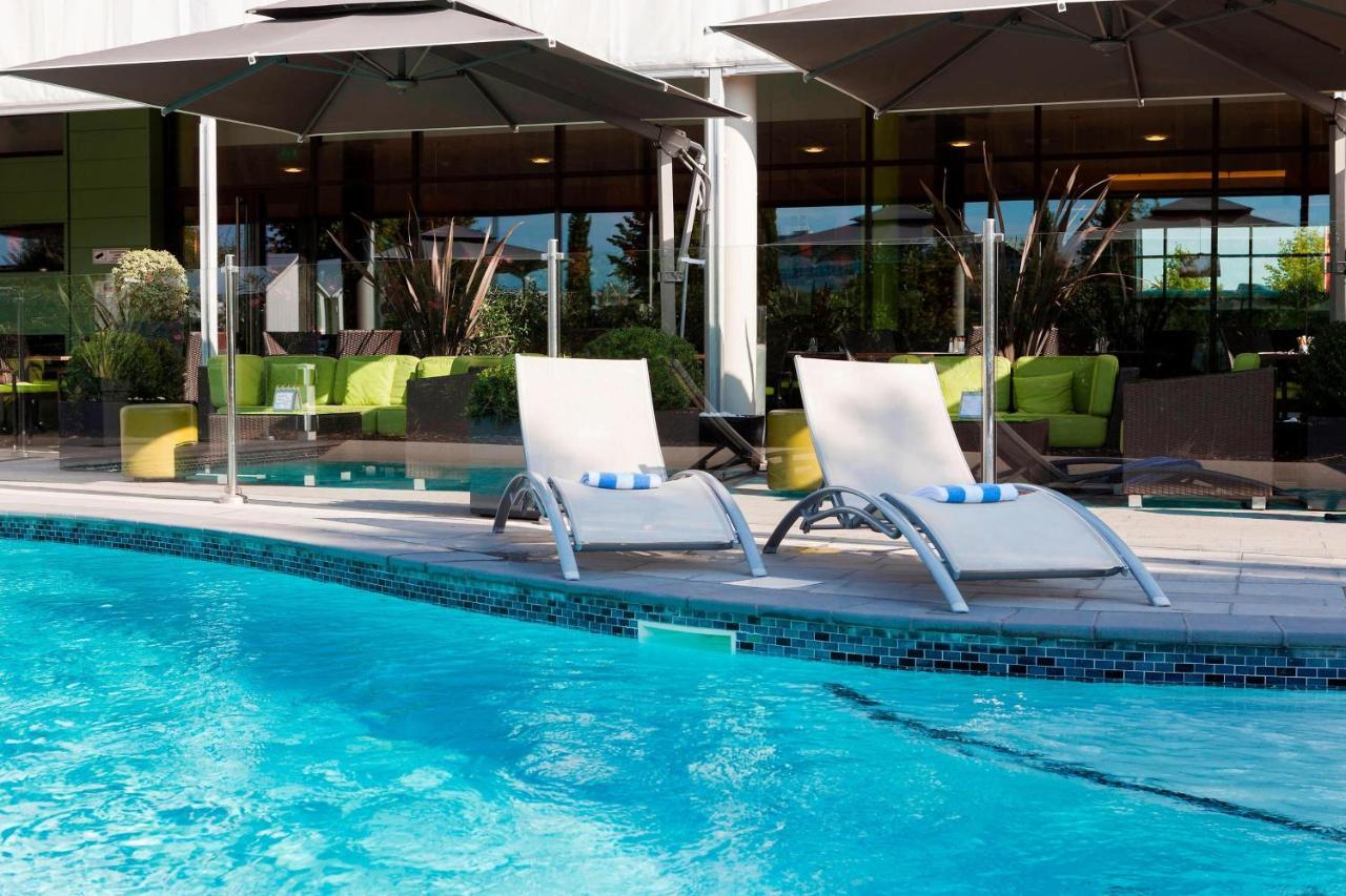 Courtyard By Marriott Toulouse Airport Hotell Exteriör bild