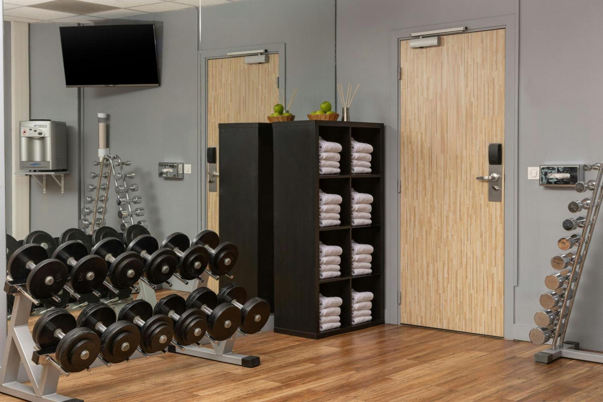 Courtyard By Marriott Toulouse Airport Hotell Exteriör bild